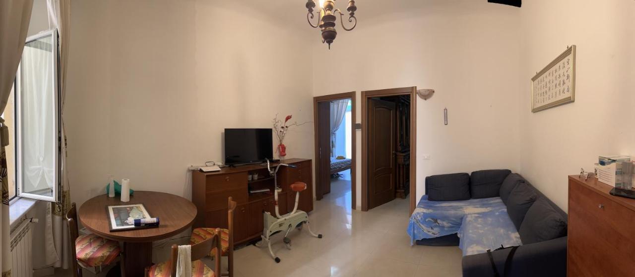 Alloggio In Centro Ben Servito Savone Extérieur photo