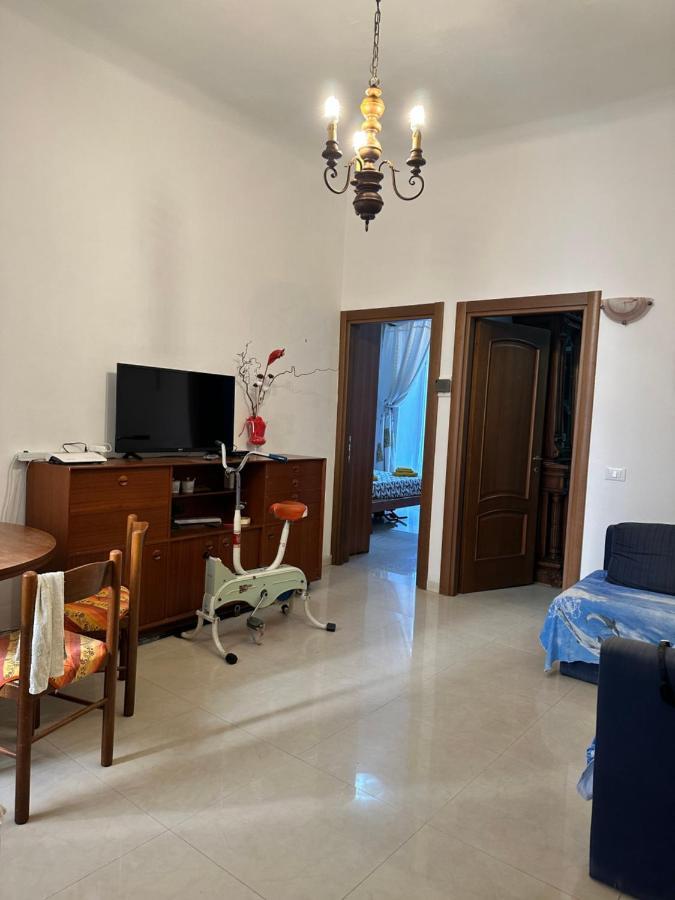Alloggio In Centro Ben Servito Savone Extérieur photo
